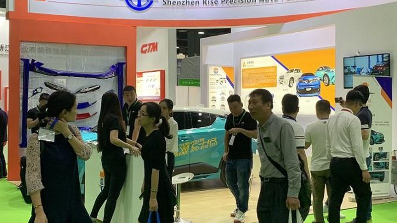行业背景：汽车零部件市场的发展与挑战